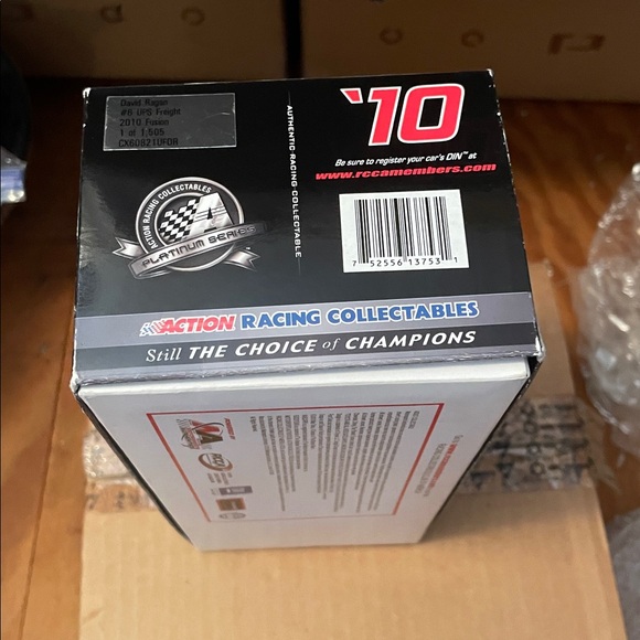 UPS Freight Racing Car Model - Picture 9 of 11